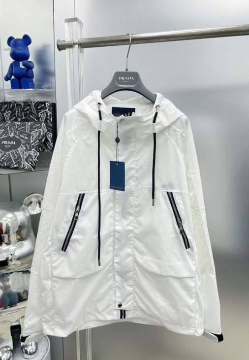Picture of Louis Vuitton Jackets _SKULVM-3XLxetr8231855